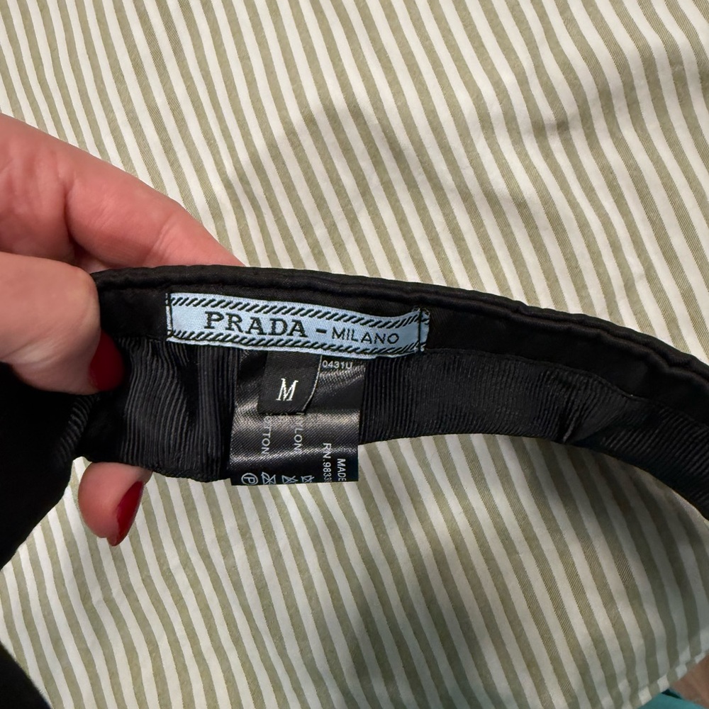 Black Visor - Picture 2 of 5